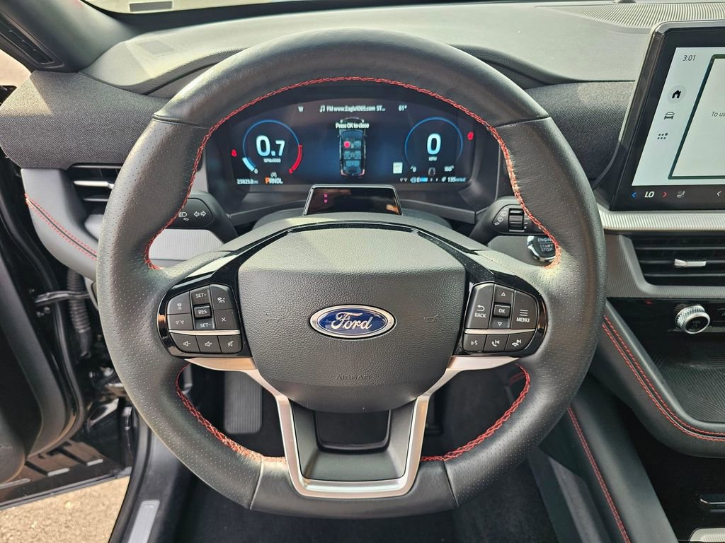 Certified 2025 Ford Explorer ST-Line image 21