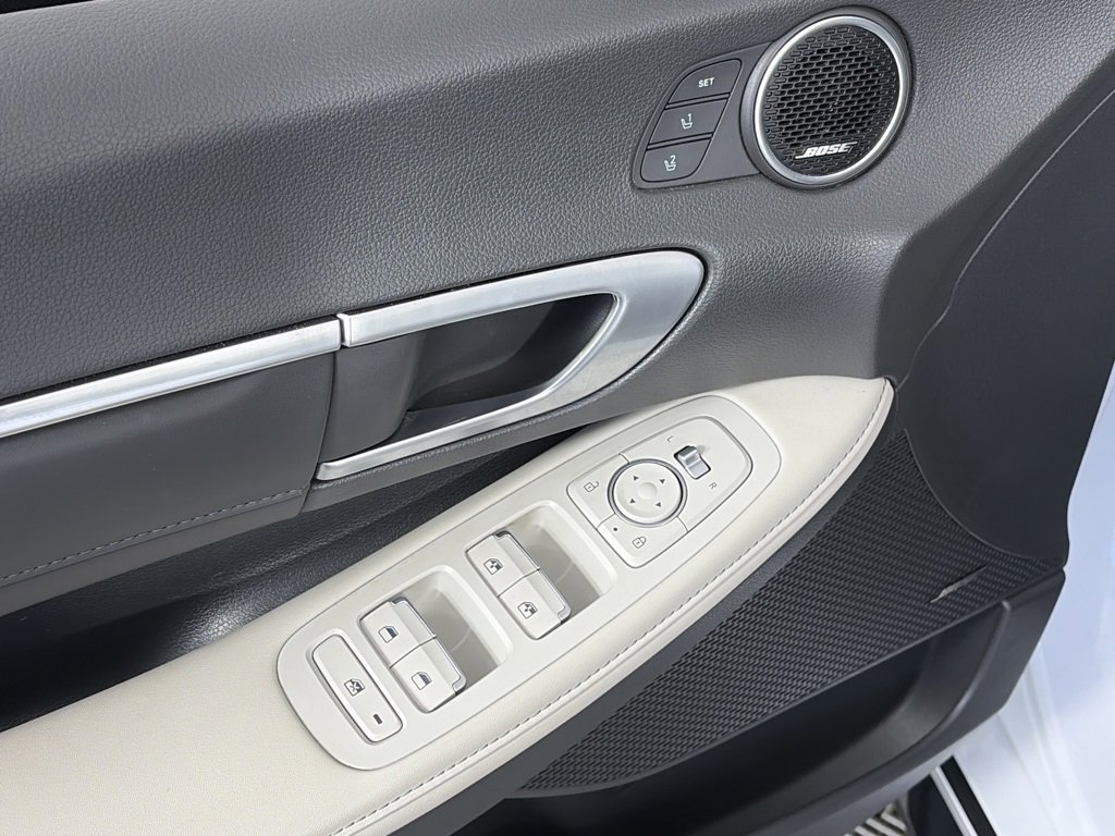 Used 2022 Hyundai Sonata Limited w/ Cargo Package image 24