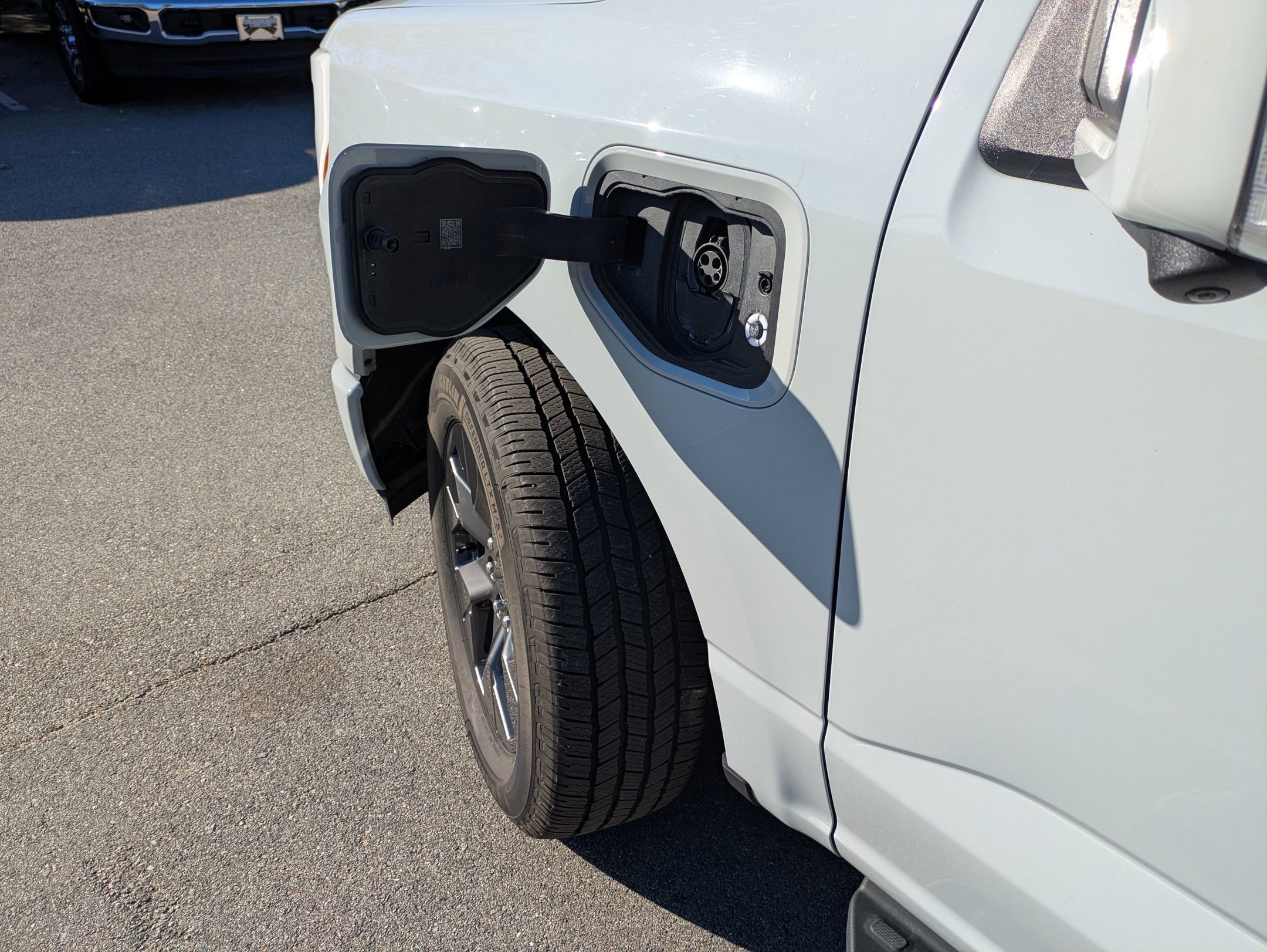 Certified 2023 Ford F150 Lightning Lariat image 15