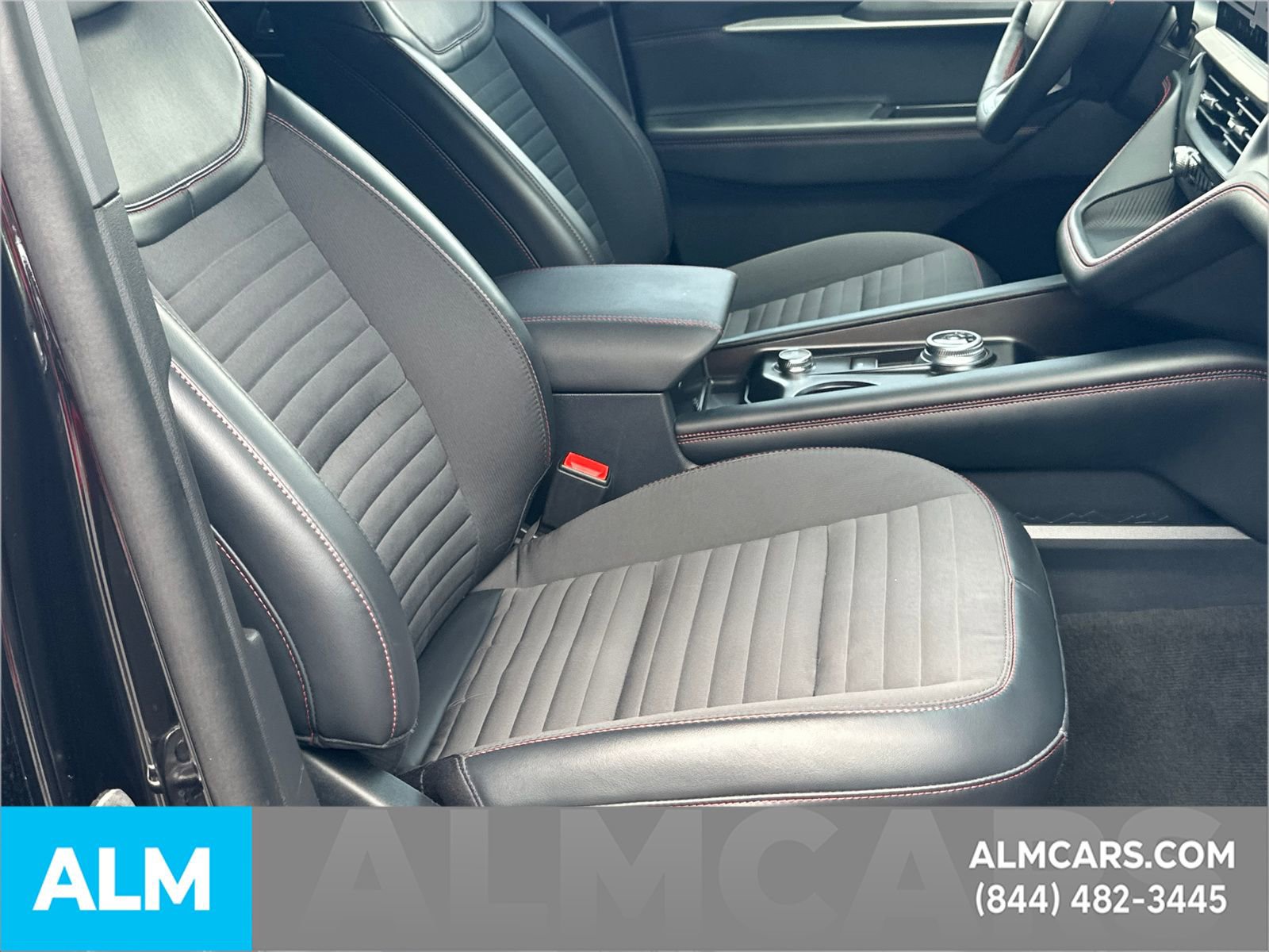 Certified 2026 Ford Explorer Platinum w/ LUX Leather Package AWD/4WD image 15