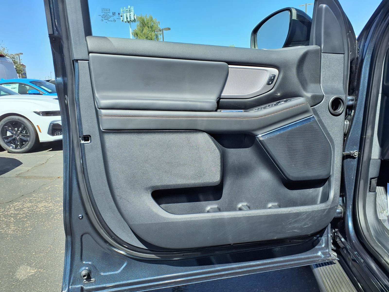 Certified 2025 Ford Expedition Active AWD/4WD image 21