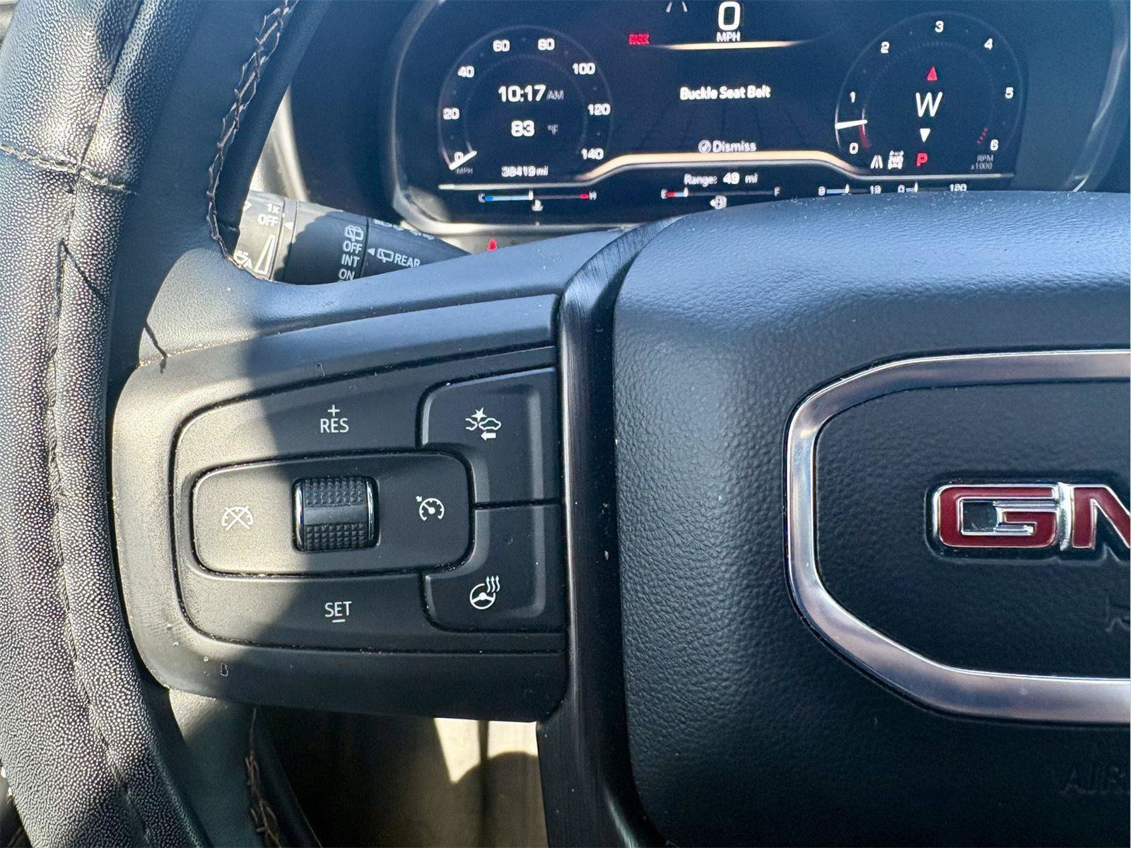 Used 2024 GMC Yukon AT4 w/ AT4 Premium Package AWD/4WD image 22