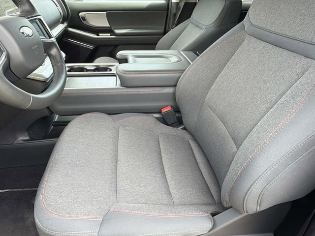 Certified 2025 Ford Expedition Max Active image 16