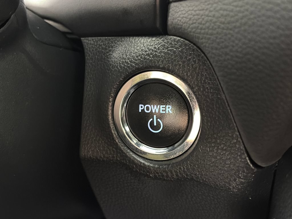 Used 2024 Toyota RAV4 XLE AWD/4WD image 23