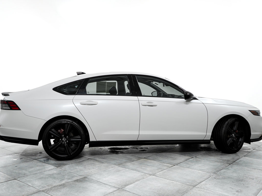 Used 2023 Honda Accord Sport image 7
