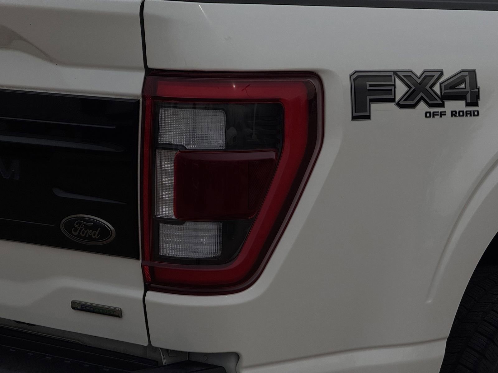 Certified 2022 Ford F150 Platinum w/ Equipment Group 701A High image 11