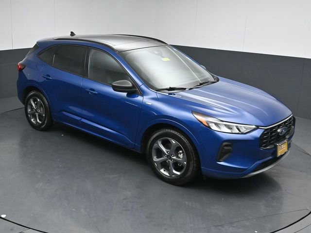 Certified 2023 Ford Escape ST-Line w/ Tech Pack #1 AWD/4WD image 41