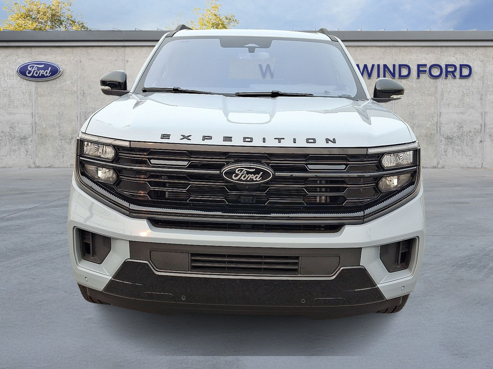Certified 2025 Ford Expedition Platinum w/ Stealth Appearance Package AWD/4WD image 2