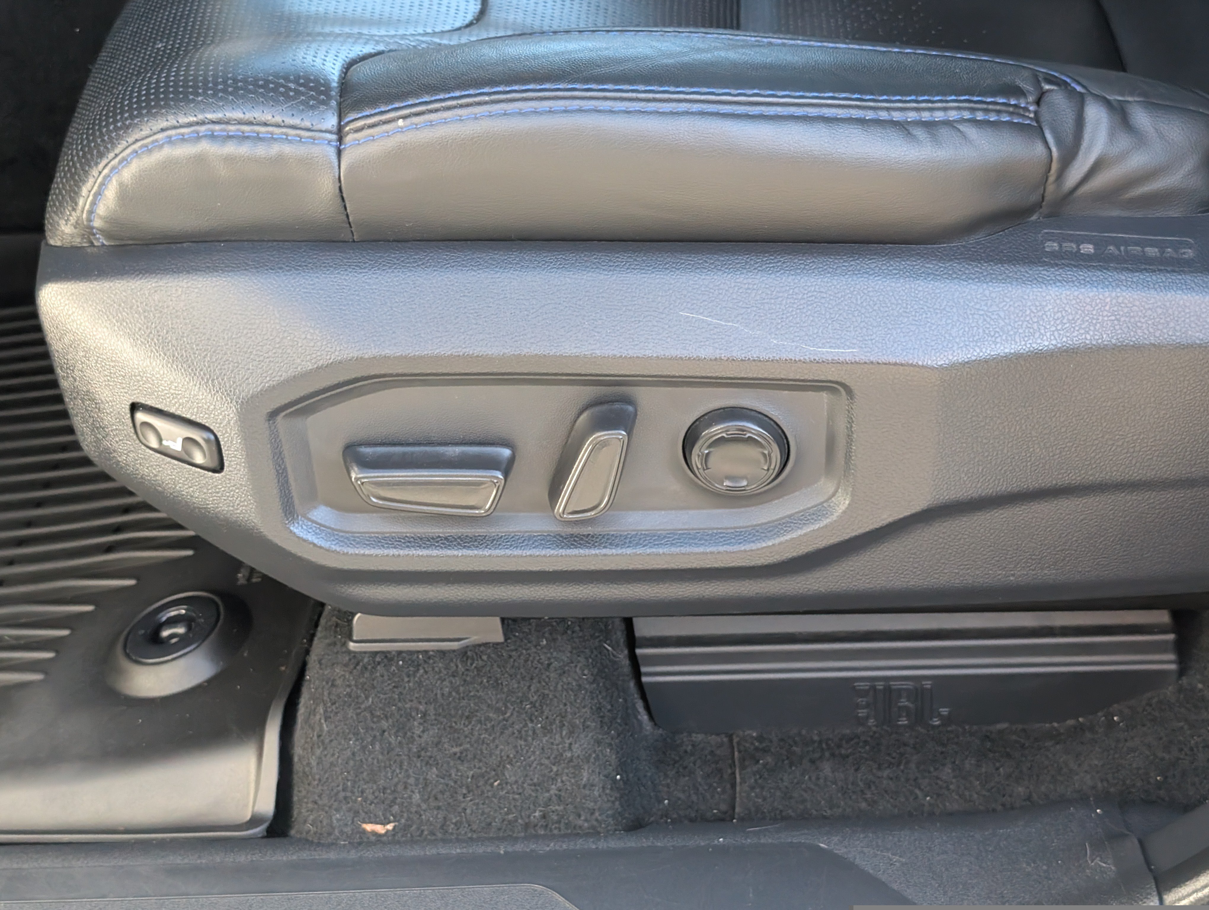 Used 2023 Toyota Tundra Platinum AWD/4WD image 24