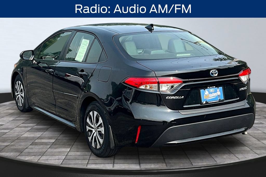 Used 2022 Toyota Corolla LE FWD image 4