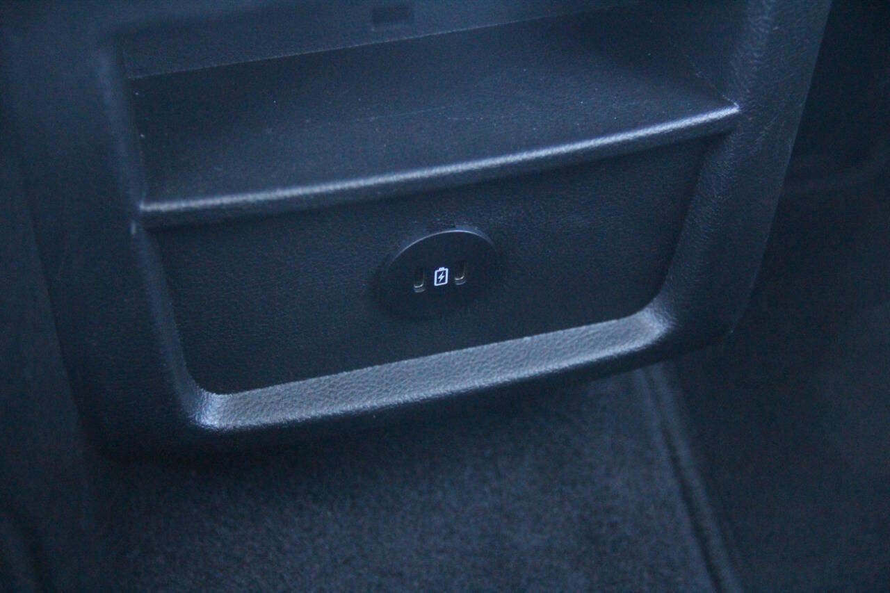 Certified 2024 Ford Edge SEL image 13