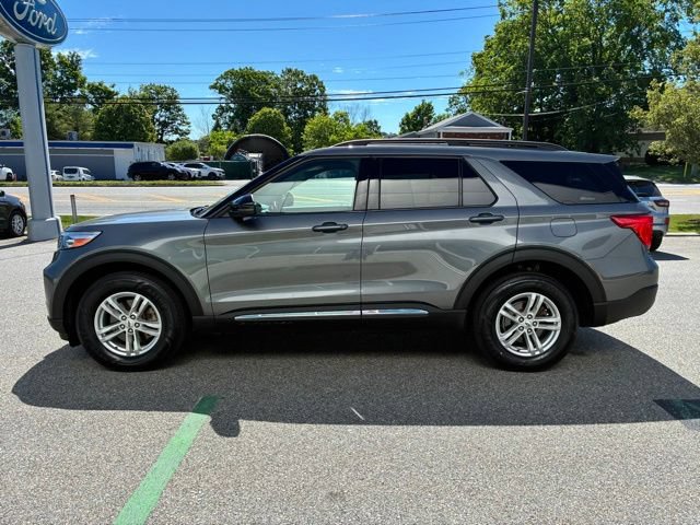 Certified 2023 Ford Explorer XLT w/ Equipment Group 202A AWD/4WD image 8