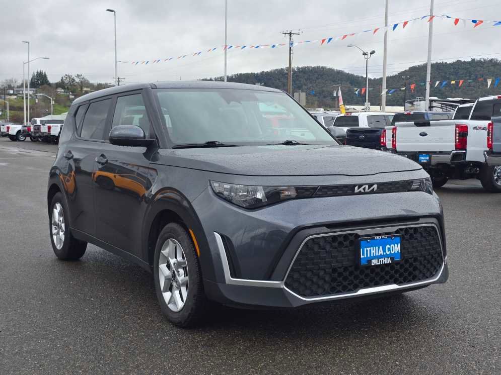 Used 2023 Kia Soul LX w/ Option Group 015 image 7