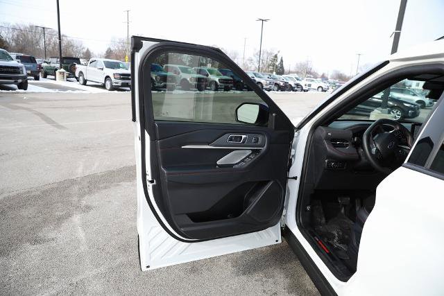 Certified 2025 Ford Explorer ST image 19