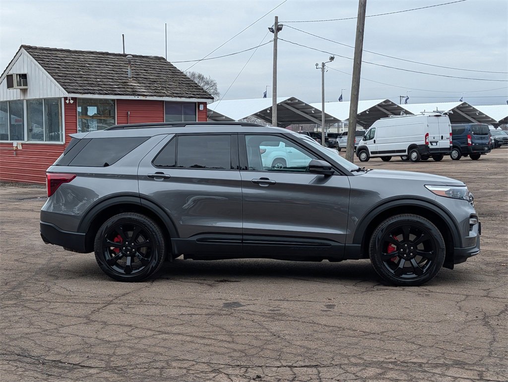 Certified 2024 Ford Explorer ST w/ Equipment Group 401A image 2