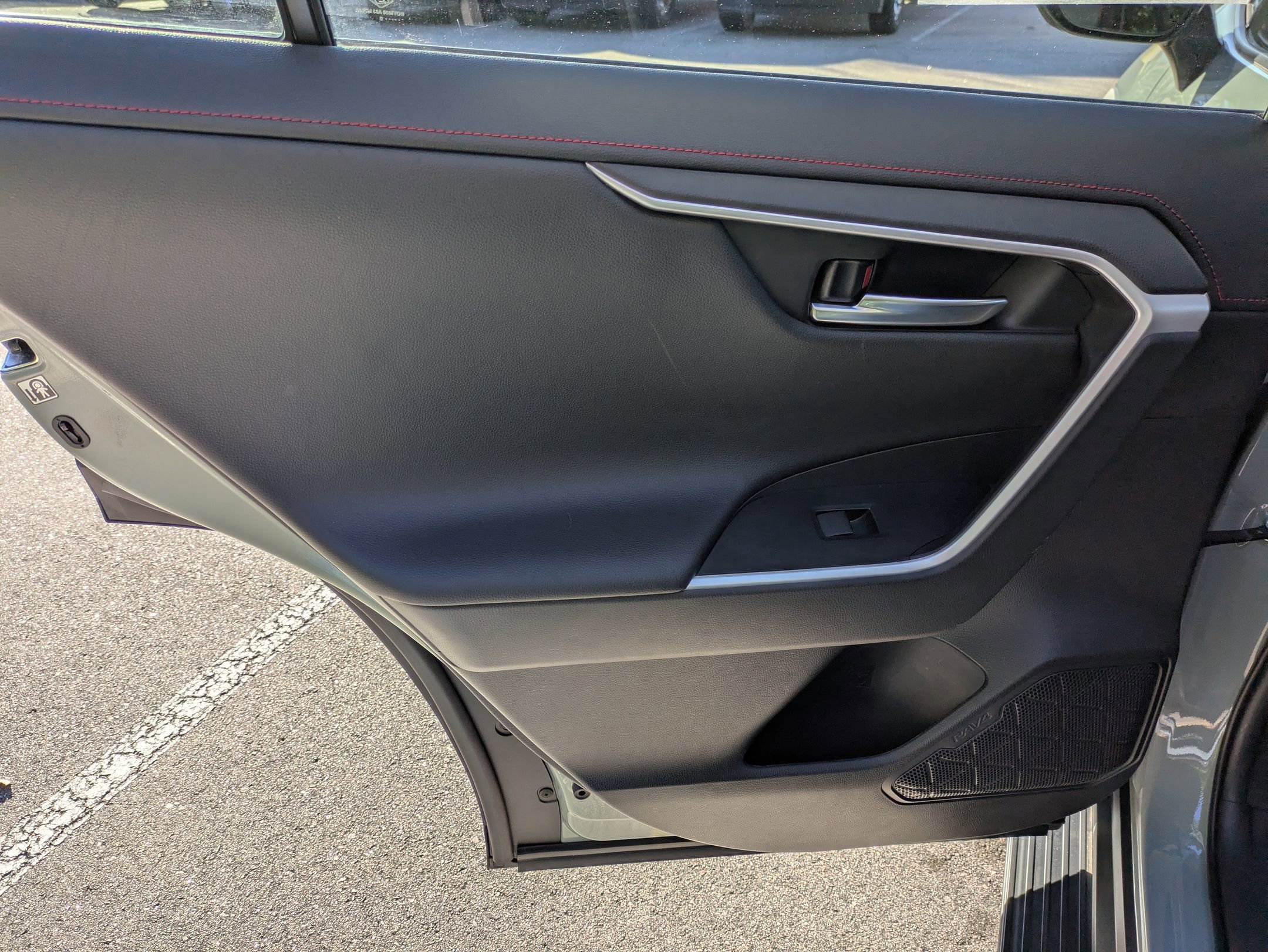 Used 2020 Toyota RAV4 TRD Off-Road image 31