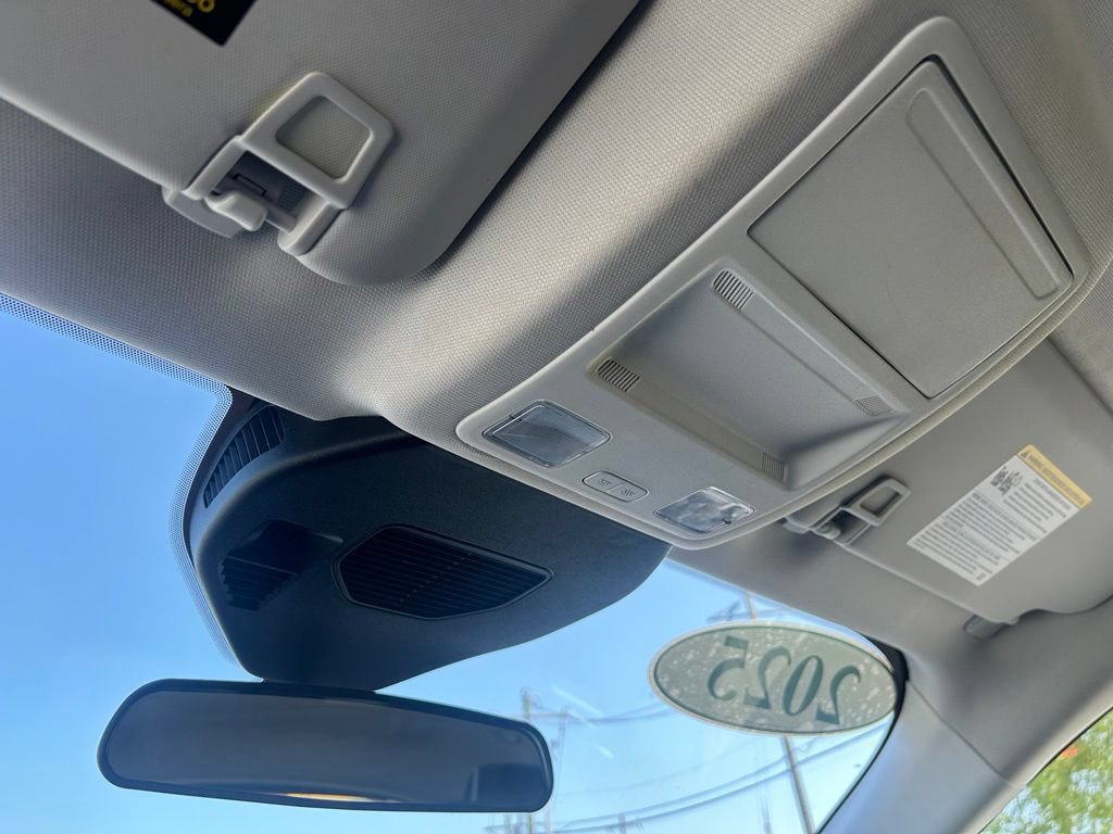 Certified 2025 Ford Escape Active FWD image 25