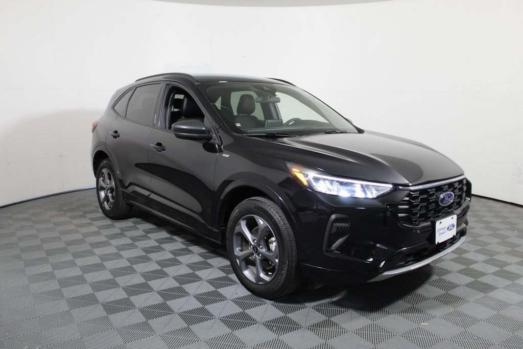 Certified 2024 Ford Escape ST-Line image 5