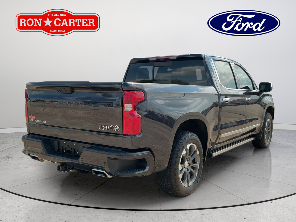 Used 2023 Chevrolet Silverado 1500 High Country w/ Technology Package AWD/4WD image 6