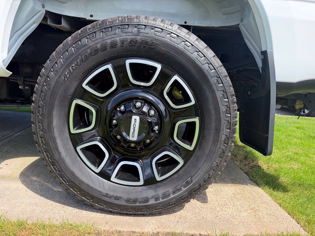 Certified 2025 Ford F250 XL w/ XL Off-Road Package AWD/4WD image 11