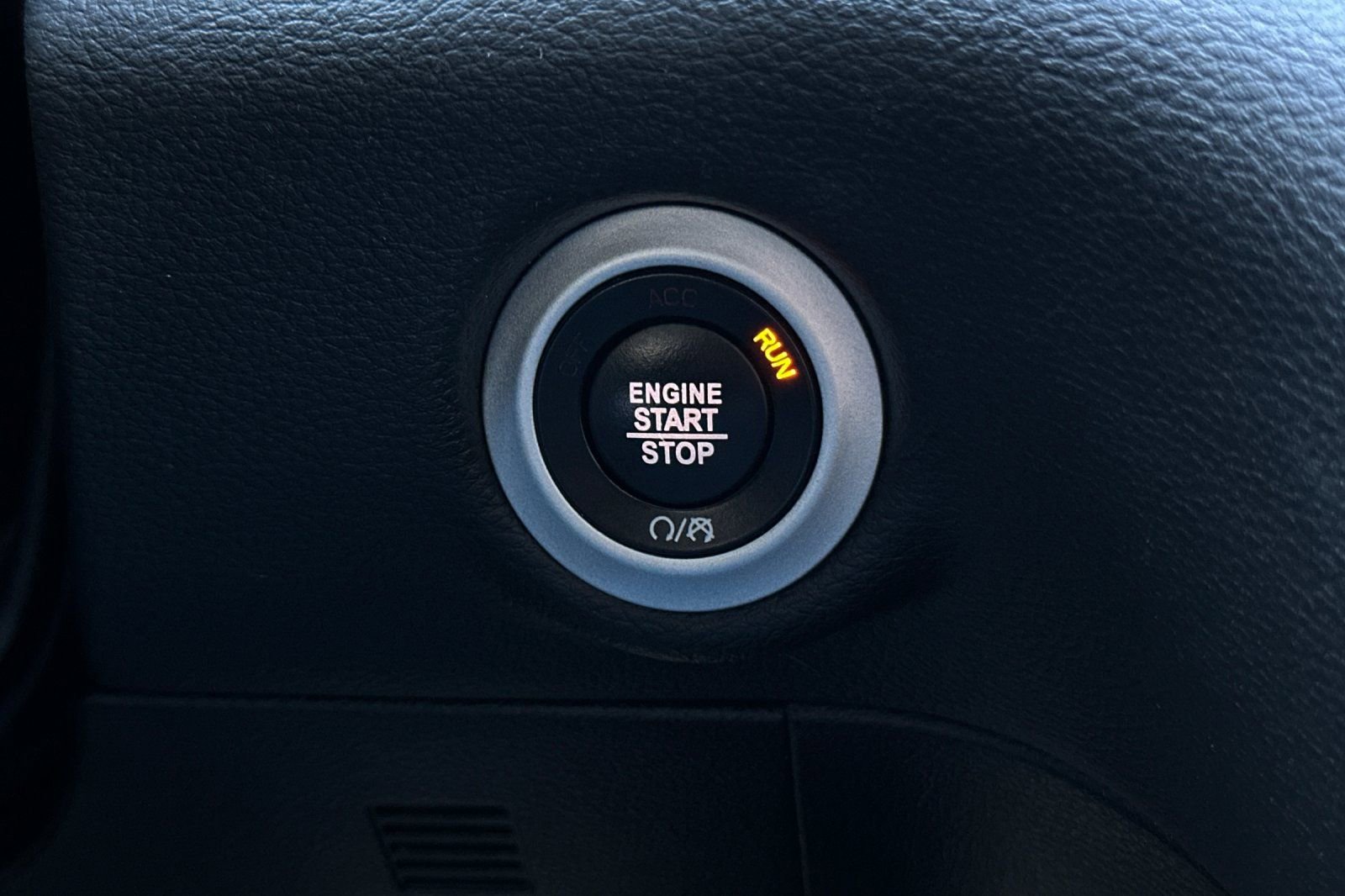 Used 2022 Chrysler Pacifica Touring-L w/ S Appearance Package image 22