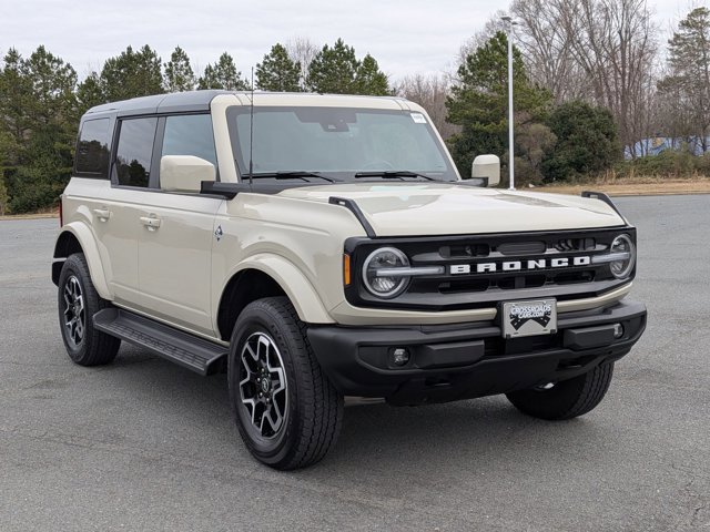 Certified 2025 Ford Bronco Outer Banks image 8