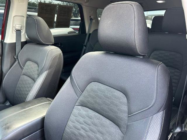 Used 2024 Nissan Pathfinder SV w/ SV Premium Package FWD image 21