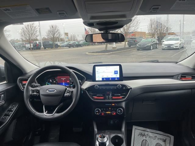 Certified 2021 Ford Escape SEL image 18