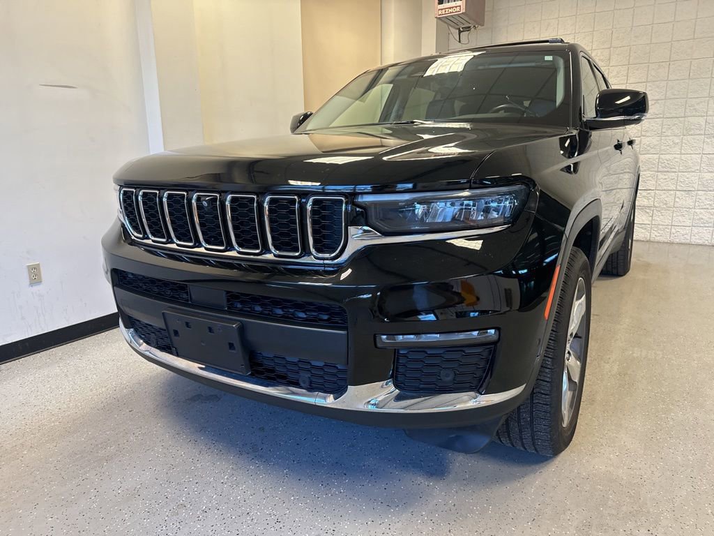 Used 2021 Jeep Grand Cherokee L Limited w/ Luxury Tech Group II image 13