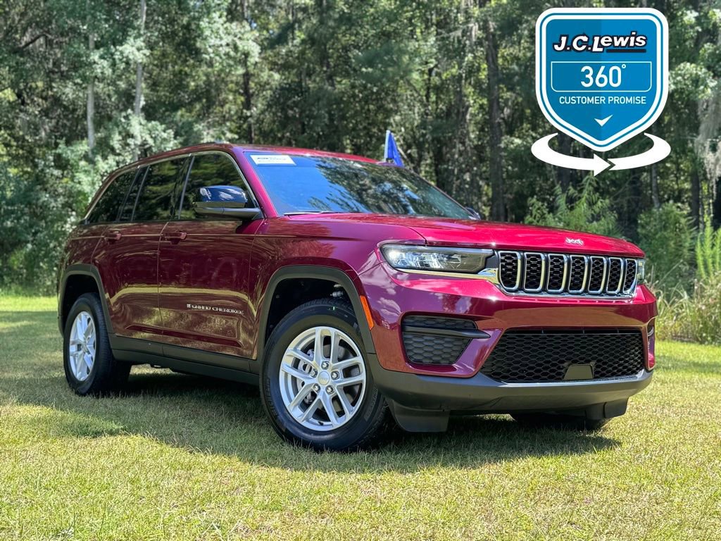 Used 2023 Jeep Grand Cherokee Laredo