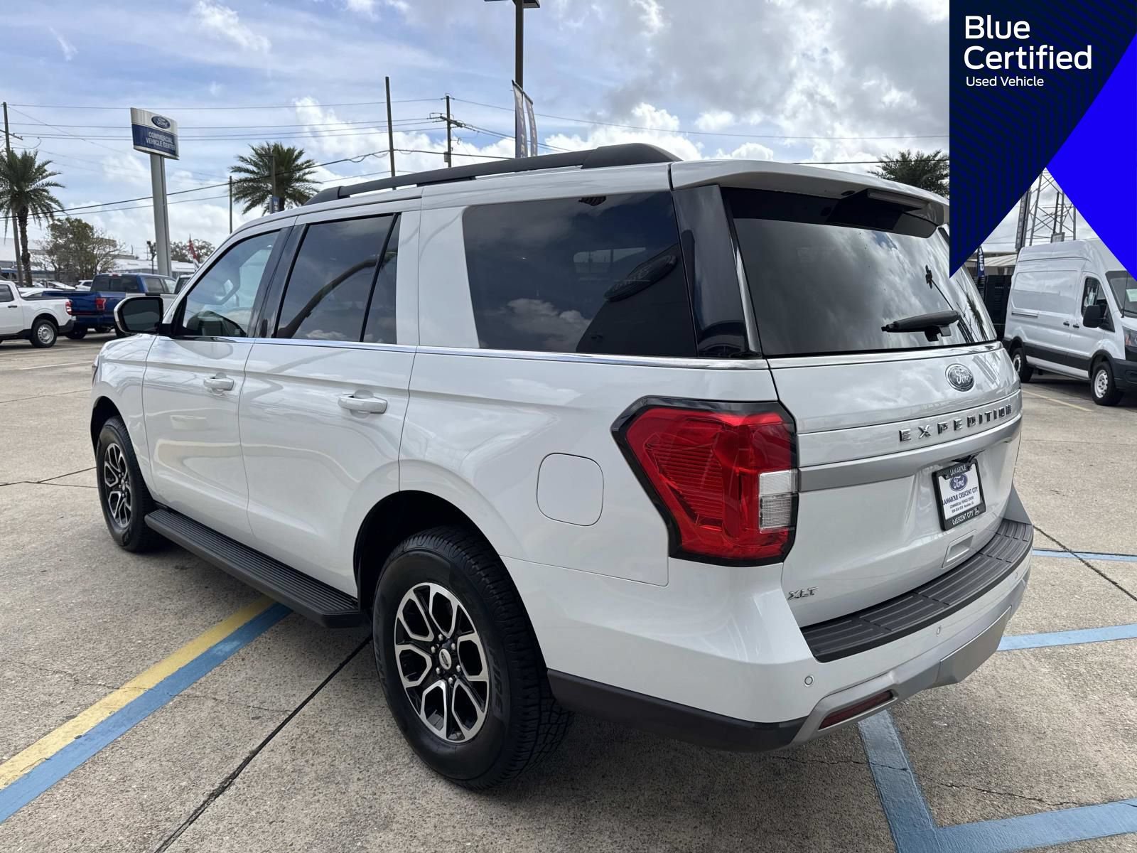 Certified 2024 Ford Expedition XLT RWD image 8