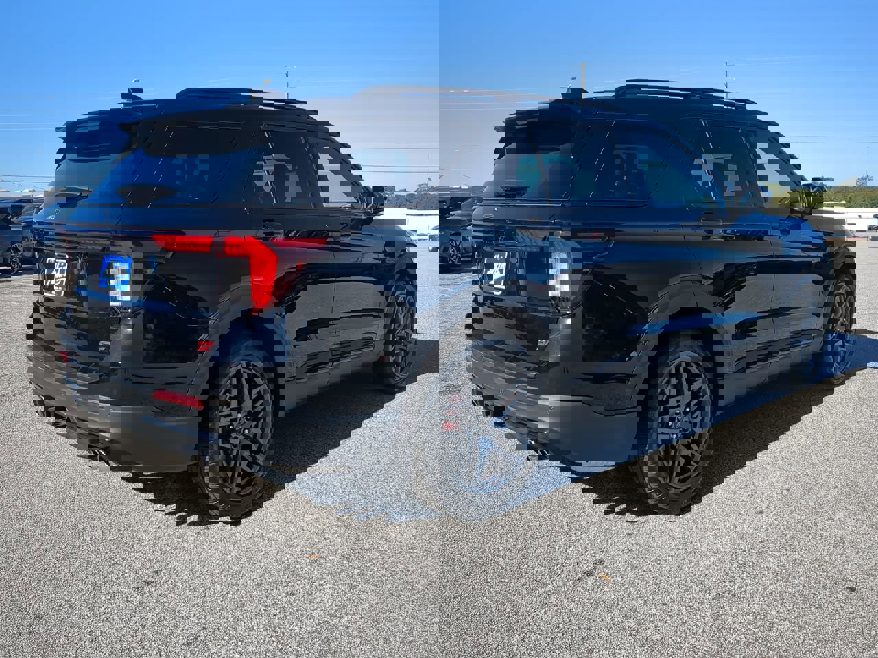 Certified 2025 Ford Explorer ST image 4