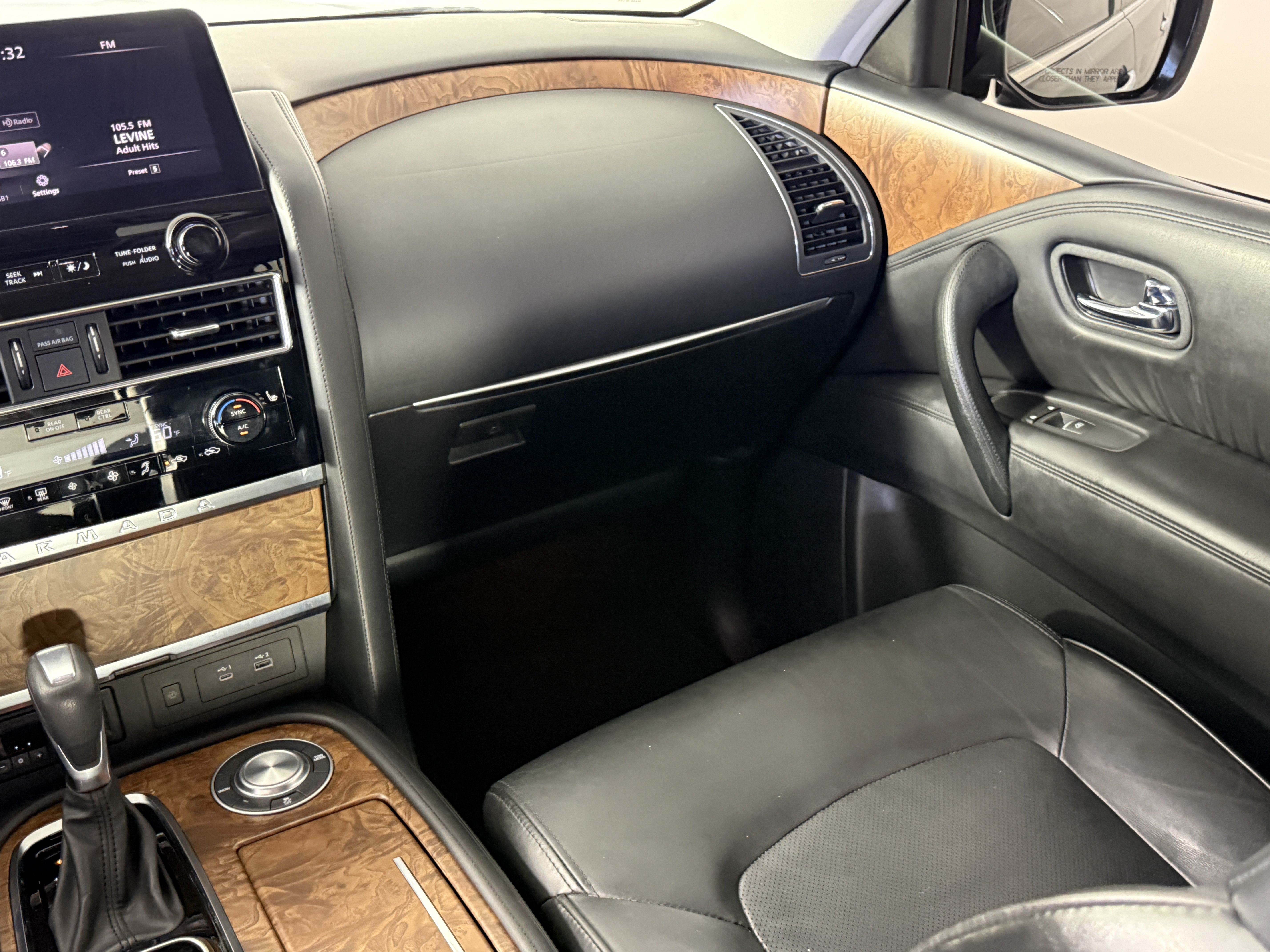 Used 2021 Nissan Armada SL w/ Captain's Chairs Package RWD image 14