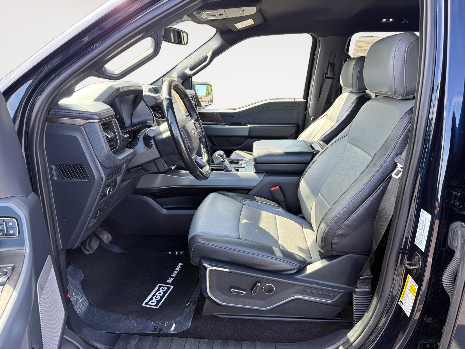 Certified 2022 Ford F150 Lightning Lariat image 10