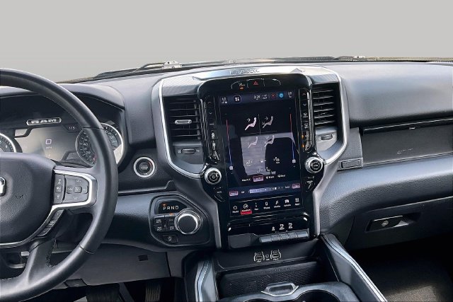 Used 2025 RAM 1500 Big Horn AWD/4WD image 7