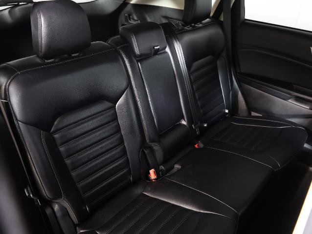 Certified 2024 Ford Edge SEL image 10