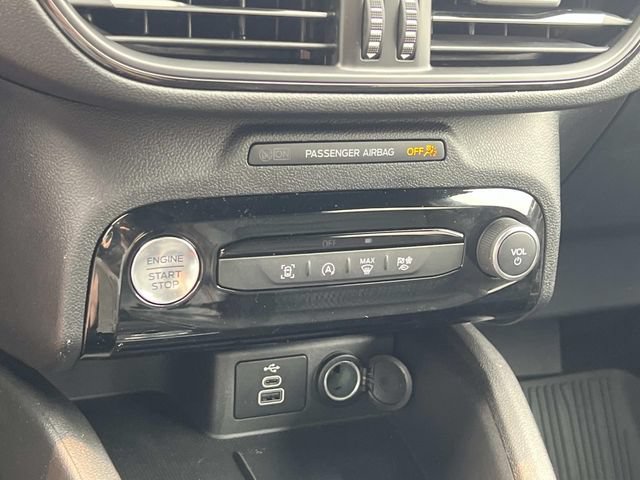 Certified 2024 Ford Escape ST-Line w/ Tech Pack #1 AWD/4WD image 24