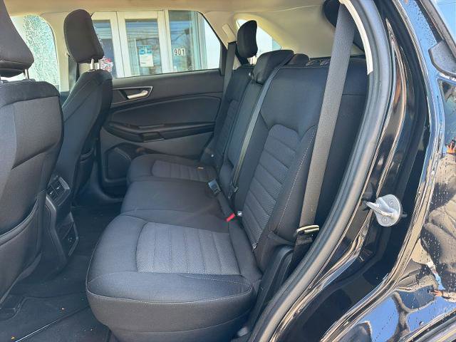 Certified 2022 Ford Edge SE w/ Black Appearance Package image 7