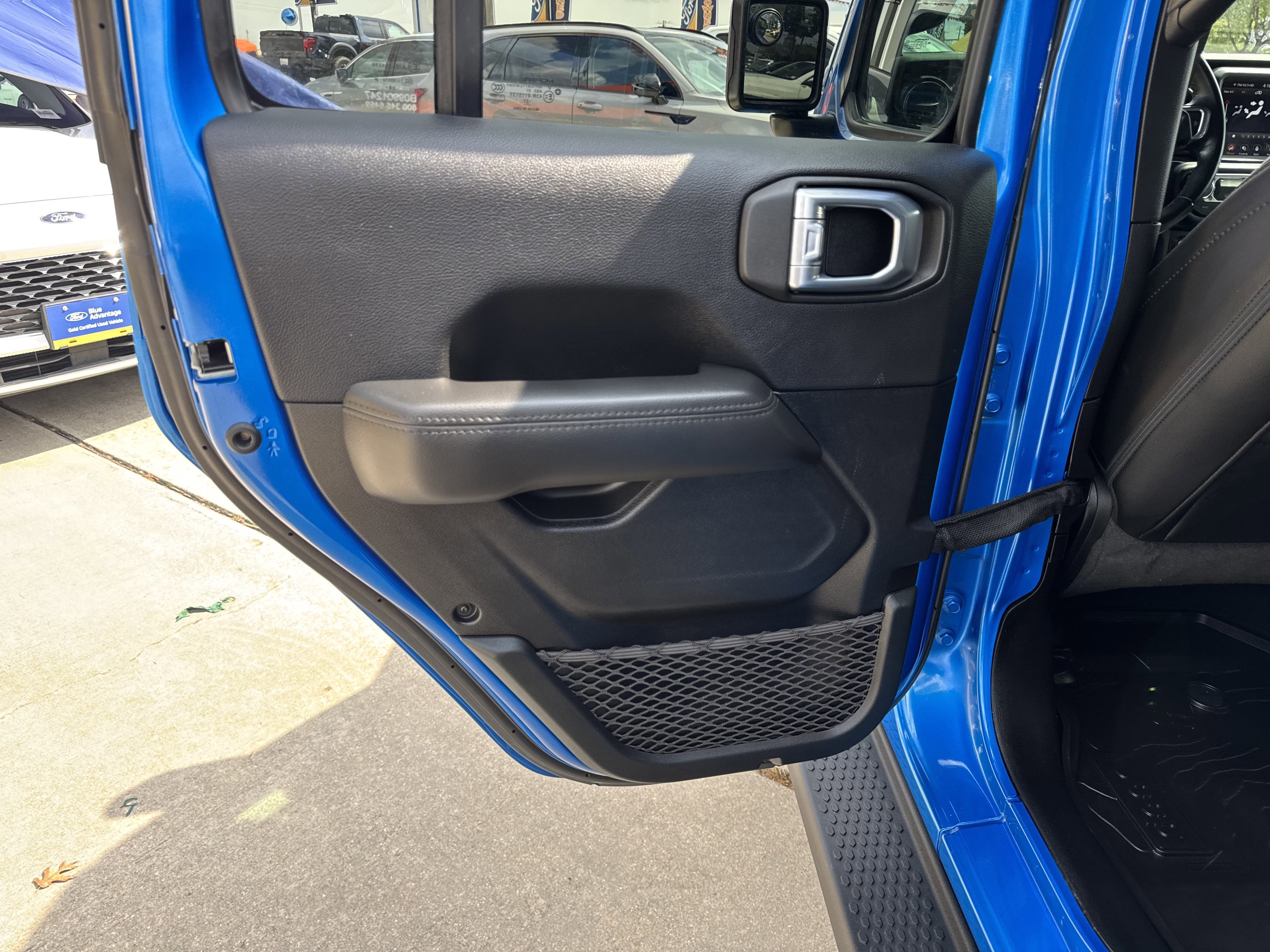 Used 2021 Jeep Wrangler Unlimited Sahara image 15