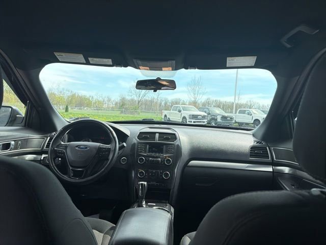 Certified 2018 Ford Explorer XLT image 20