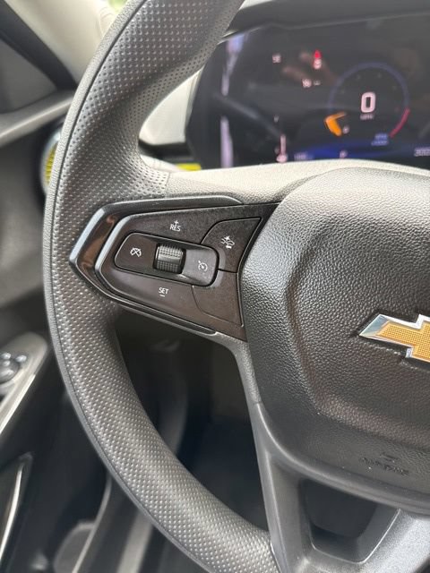 Used 2024 Chevrolet Trax LT FWD image 25
