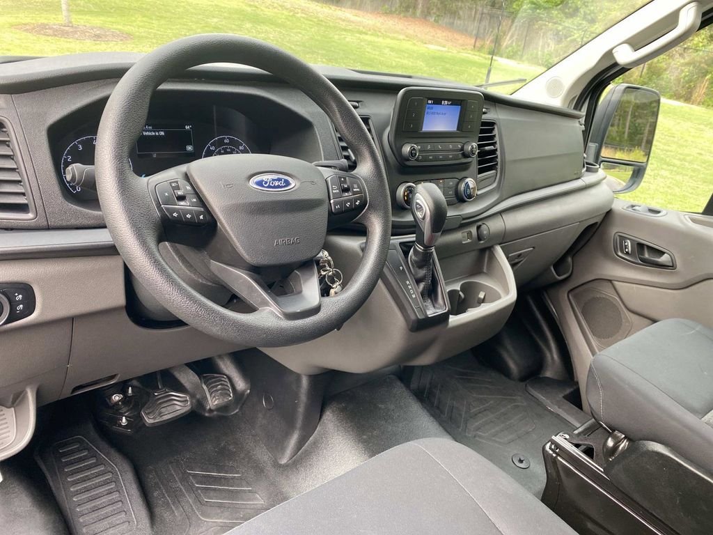 Certified 2025 Ford Transit 250 Low Roof w/ Exterior Upgrade Package RWD image 15