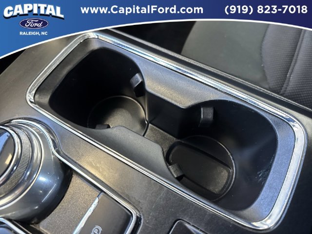 Certified 2018 Ford Fusion SE w/ Fusion SE Technology Package FWD image 32