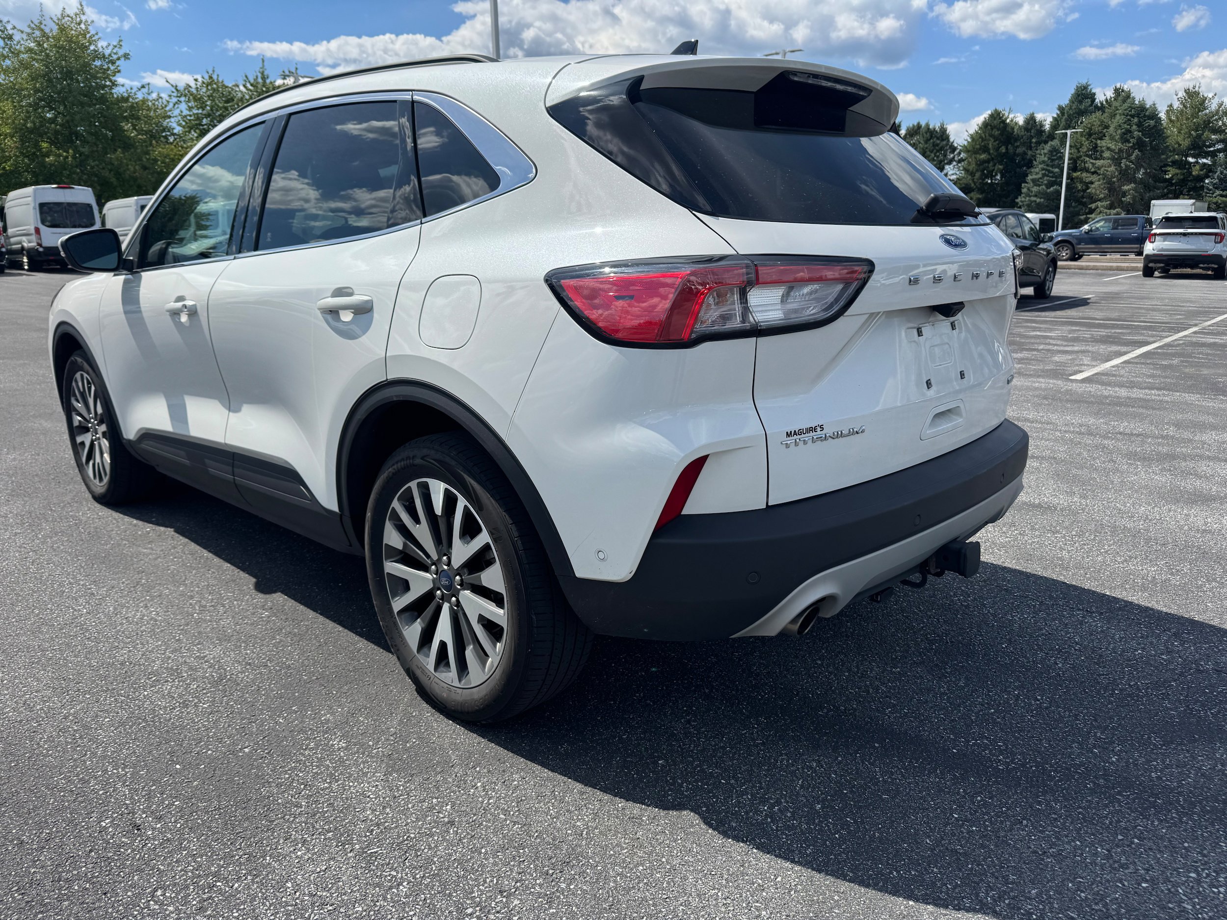 Certified 2020 Ford Escape Titanium AWD/4WD image 3