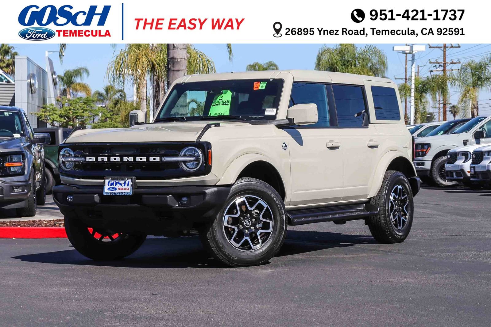 Certified 2025 Ford Bronco Outer Banks AWD/4WD image 1