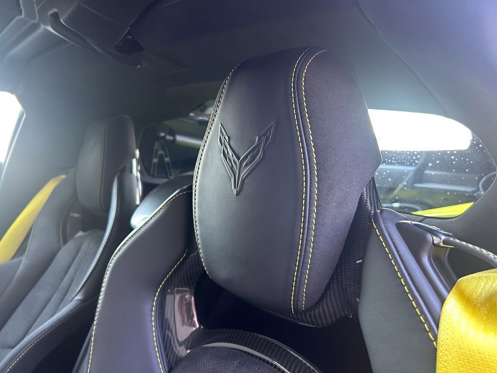 Used 2021 Chevrolet Corvette Stingray Premium Cpe w/ Z51 Performance Package image 12