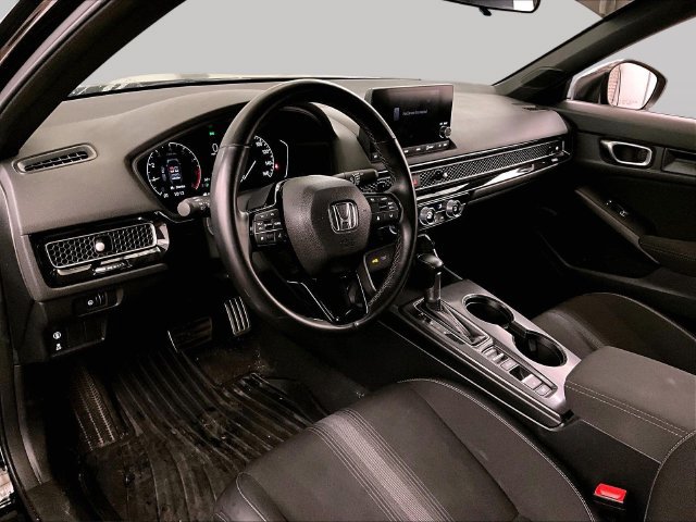 Used 2023 Honda Civic Sport image 12
