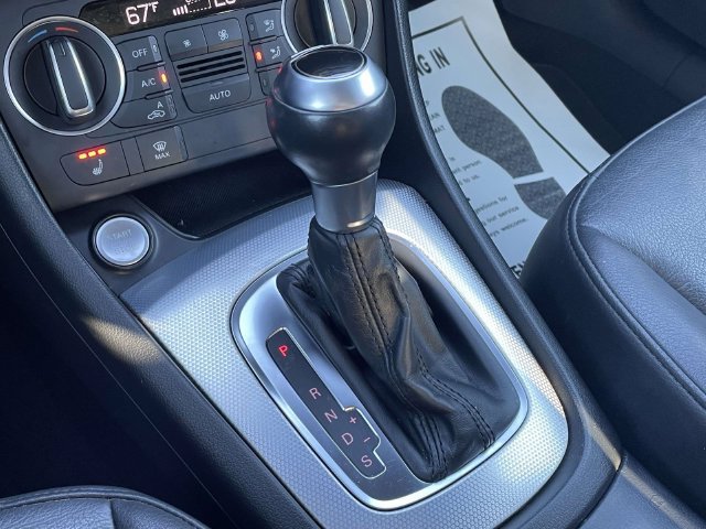 Used 2018 Audi Q3 2.0T Premium w/ Convenience Package AWD/4WD image 32