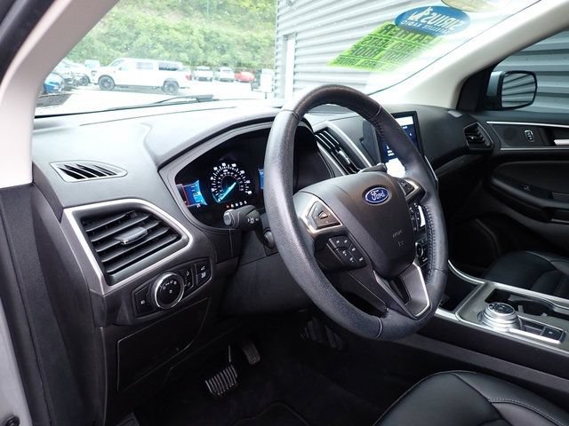 Certified 2023 Ford Edge SEL w/ Convenience Package AWD/4WD image 15