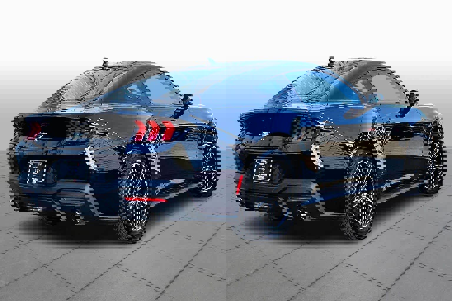 Certified 2025 Ford Mustang Coupe image 3